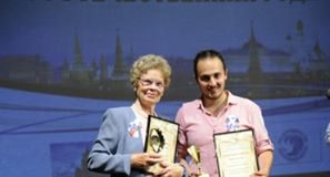 Двама свиленградчани бяха наградени на Събора на руските сънародници Фотографът Христо Русев и Раиса Дидарова с награди от Събора на руските сънародници, който се проведе в Плевен